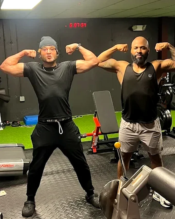 Clients training together at Relentless Fitness